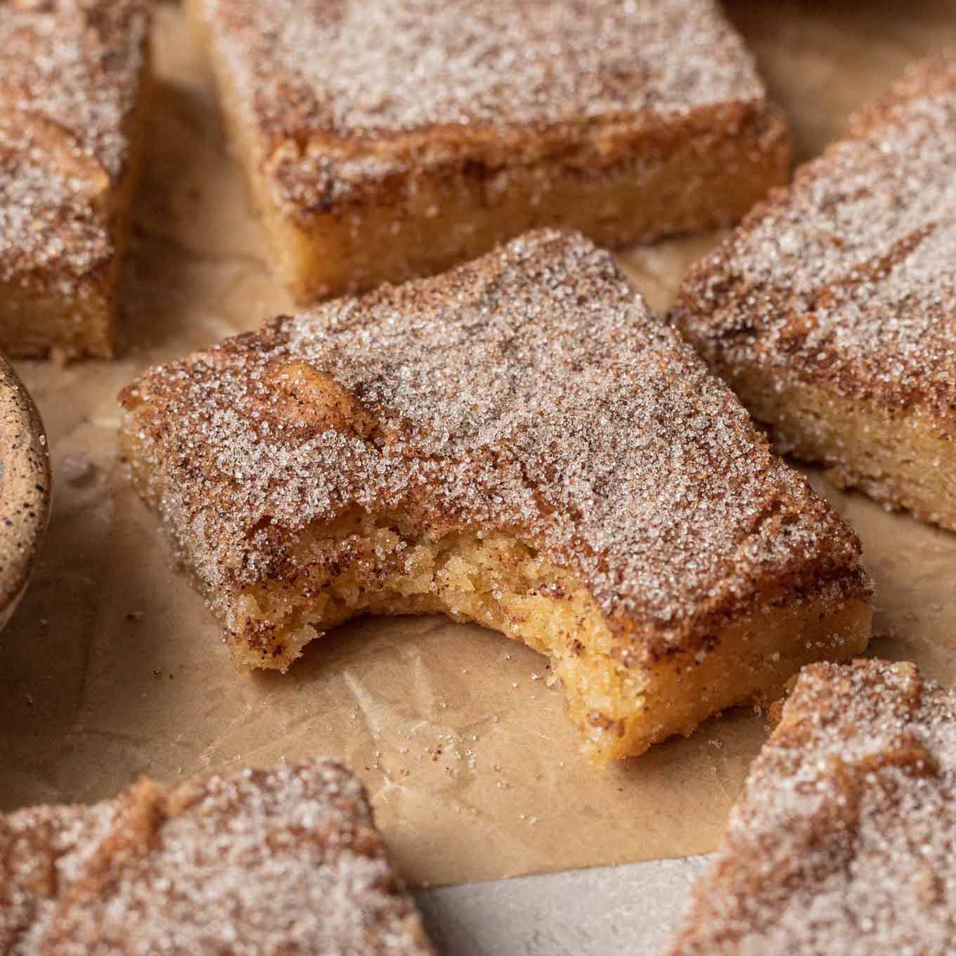 Blondies Snickerdoodle suaves y masticables